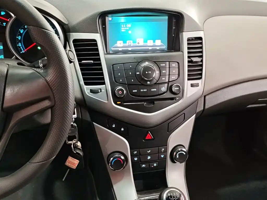 Chevrolet Cruze 2014 — фото 13
