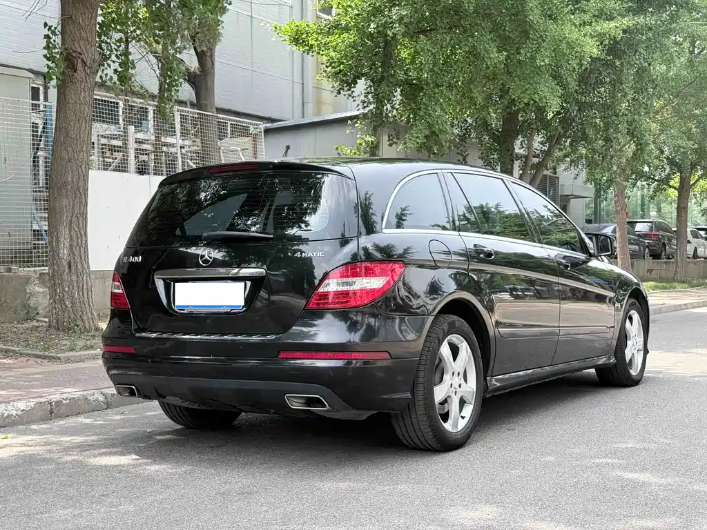 Mercedes-Benz R-Class 2014 — фото 16