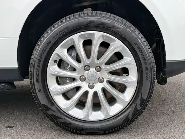 Land Rover Range Rover 2023