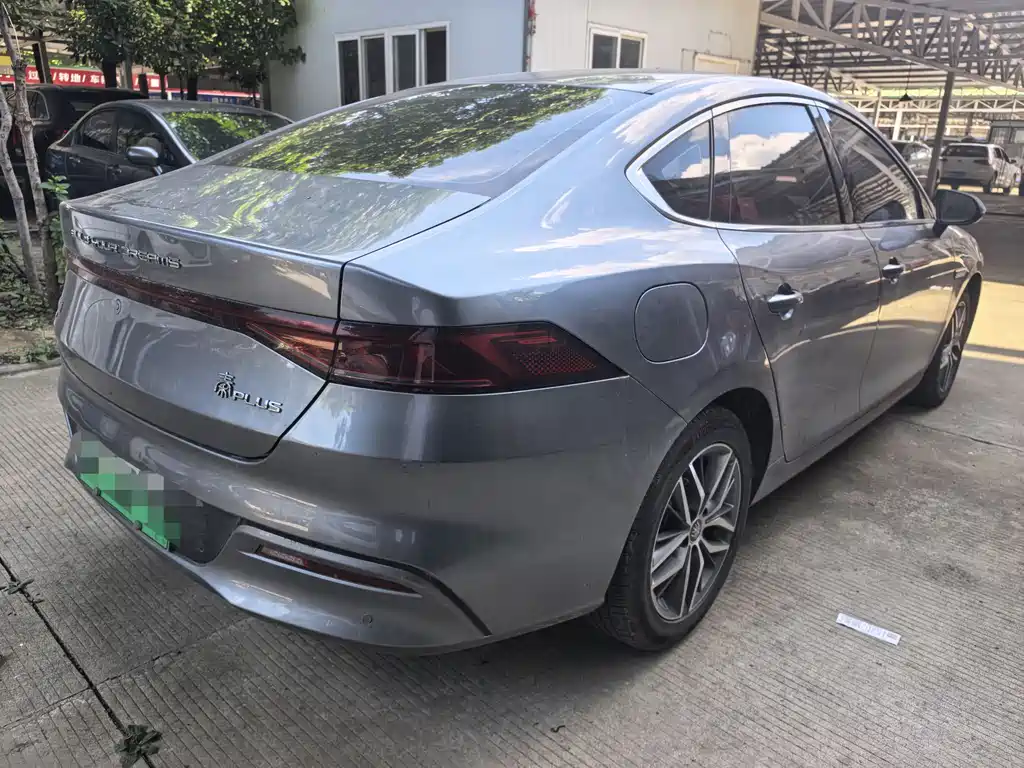 BYD Qin PLUS 2022 — фото 9