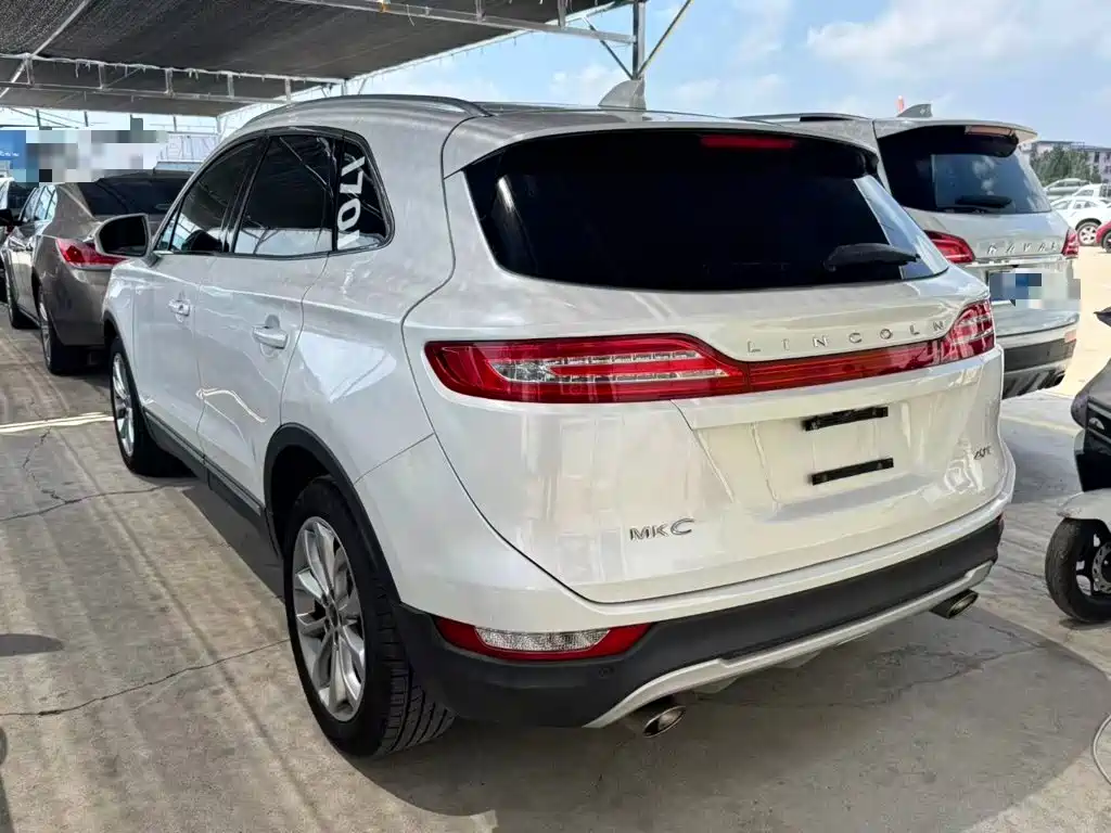 Lincoln MKC 2018