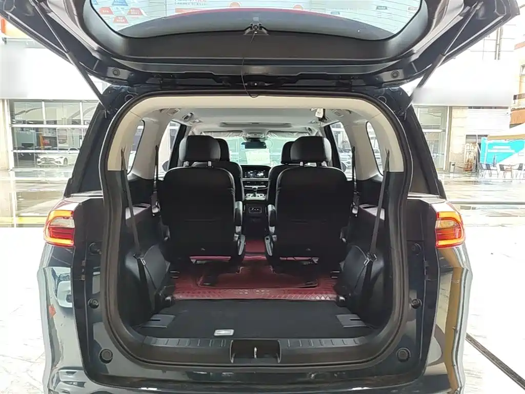 GAC Motor Trumpchi M6 2024 — фото 19