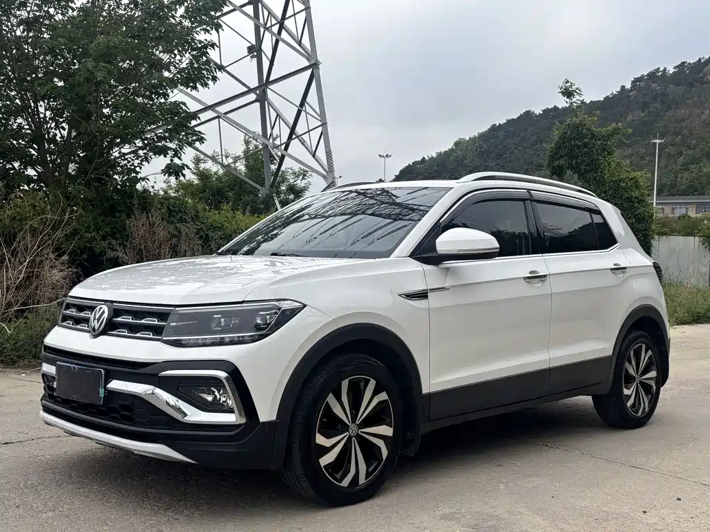 Volkswagen T-Cross 2020 — фото 1