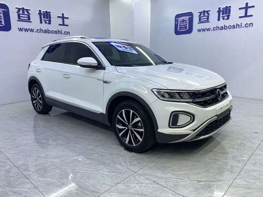 Volkswagen T-Roc 2023 — фото 3