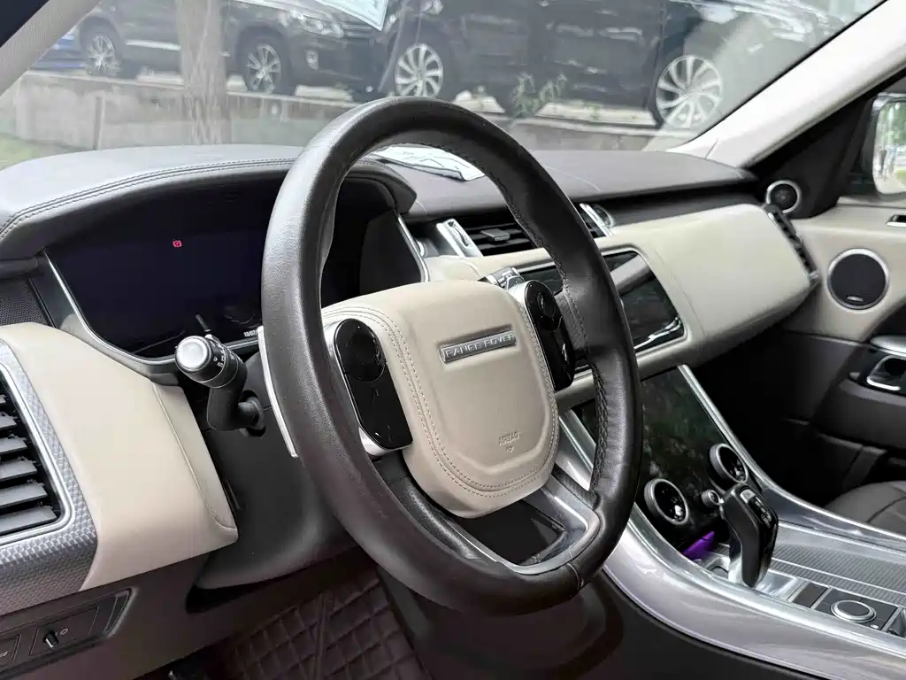 Land Rover Range Rover Sport 2018 — фото 17