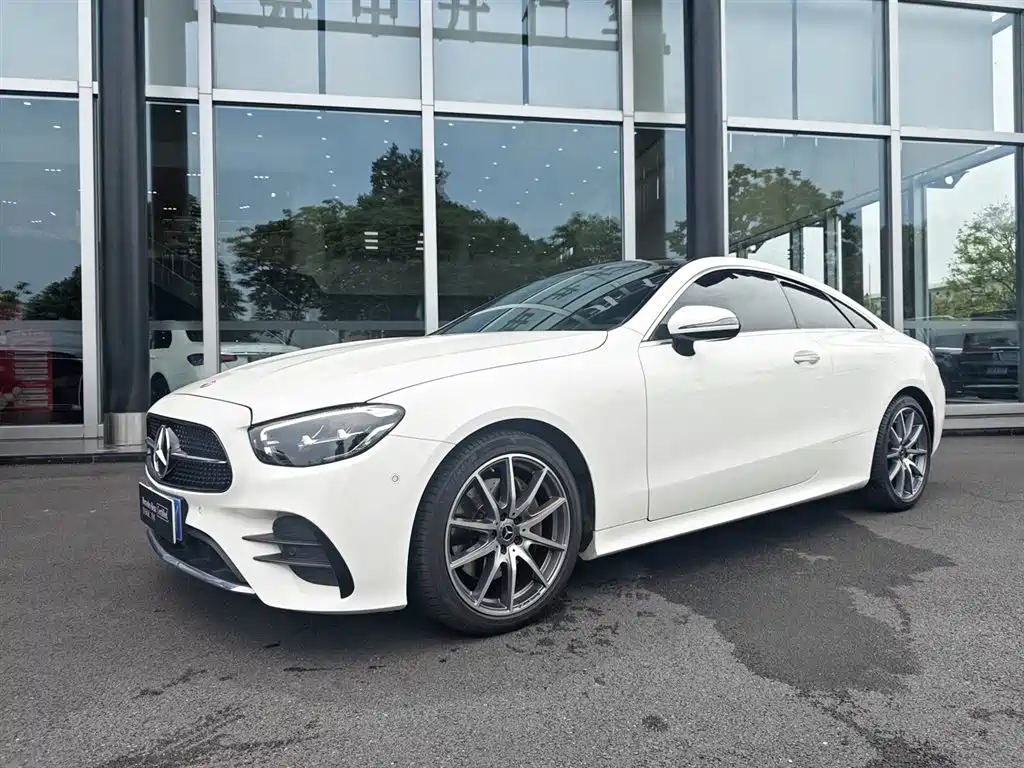 Mercedes-Benz E-Class 2023 — фото 1