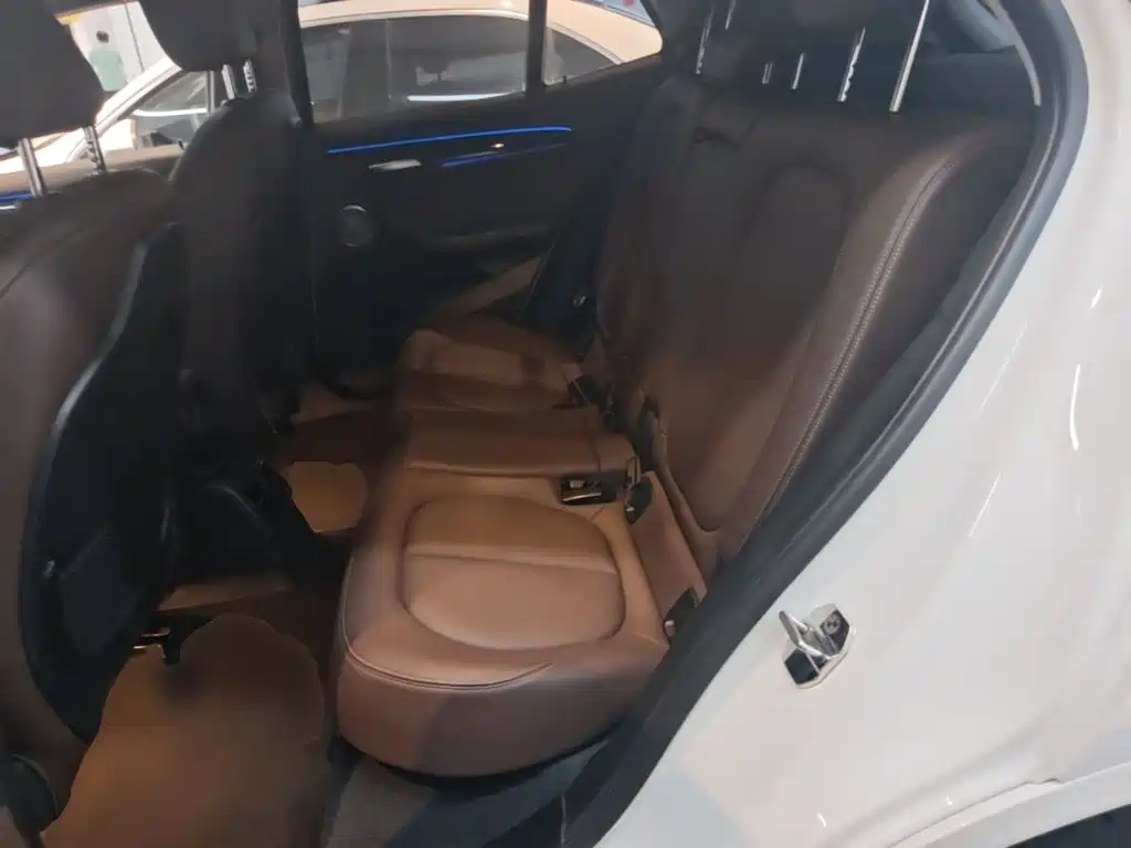 BMW X2 2023 — фото 17