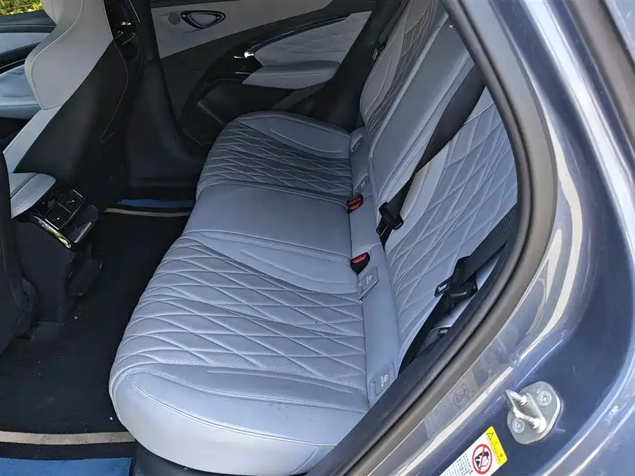 BYD Seal 2023 — фото 11