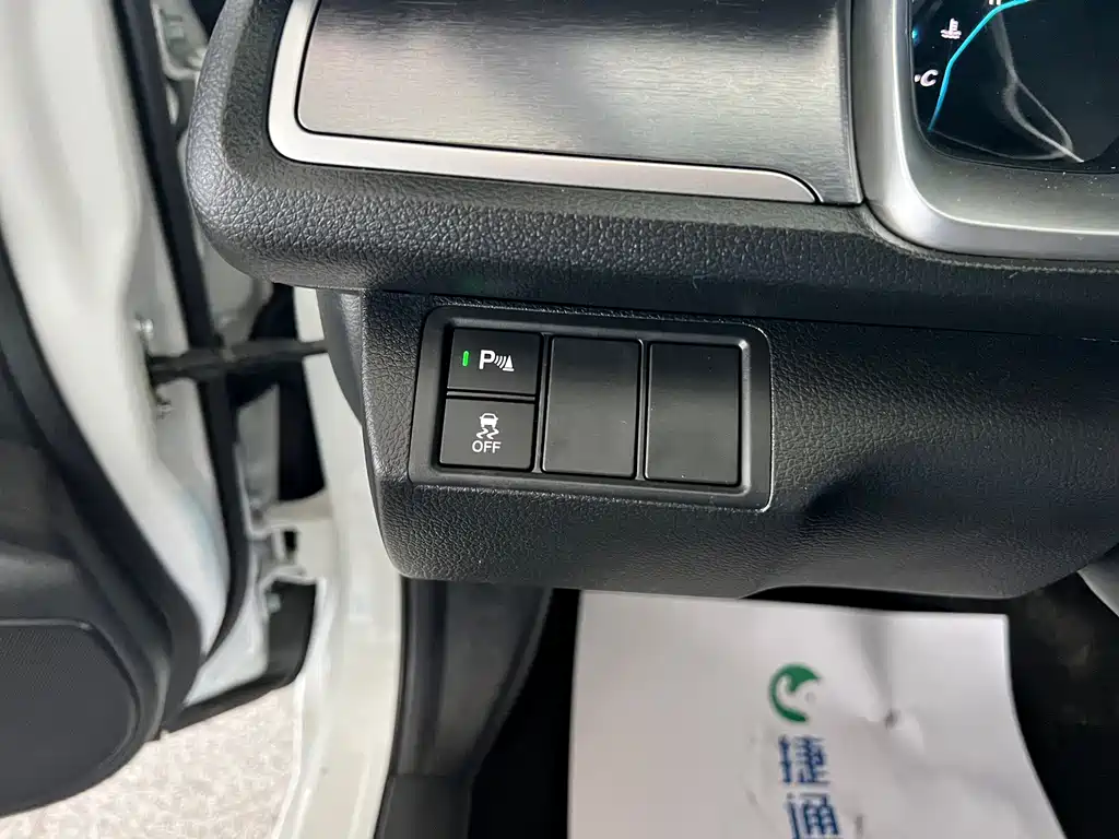 Honda Civic 2018 — фото 18