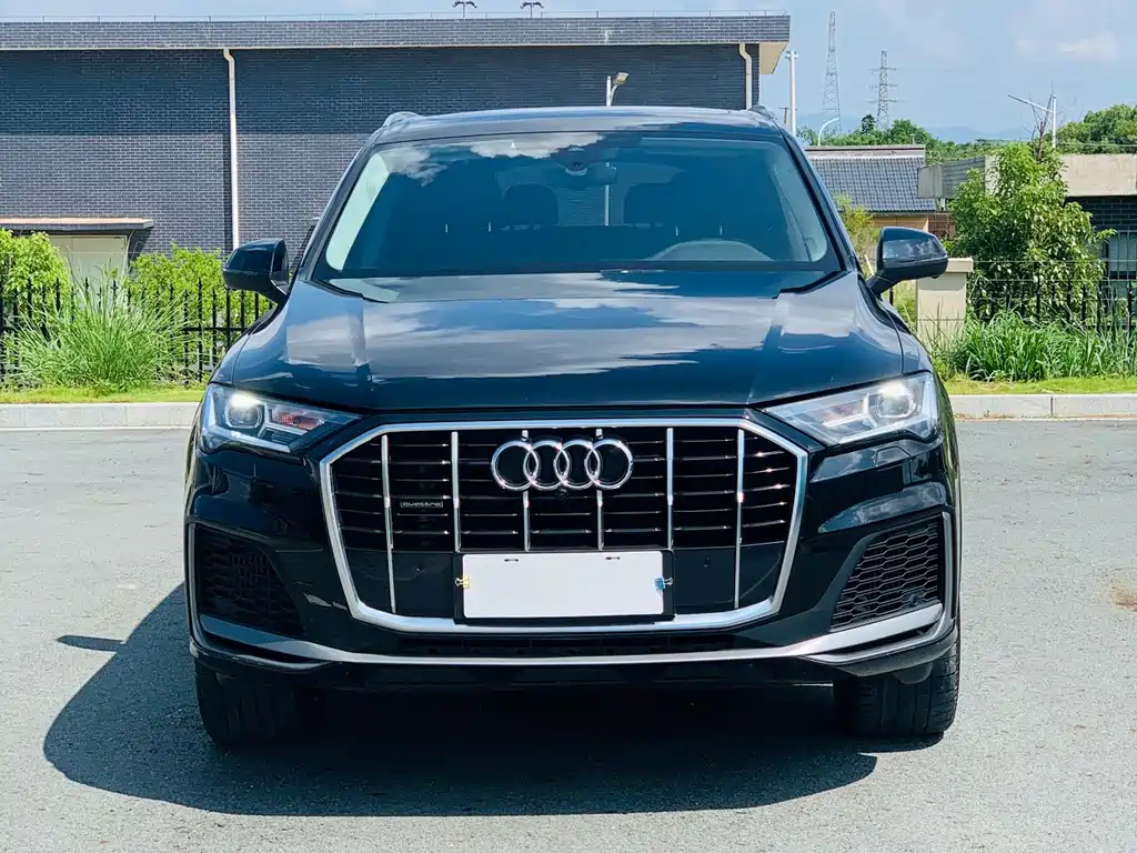 Audi Q7 2022 — фото 2