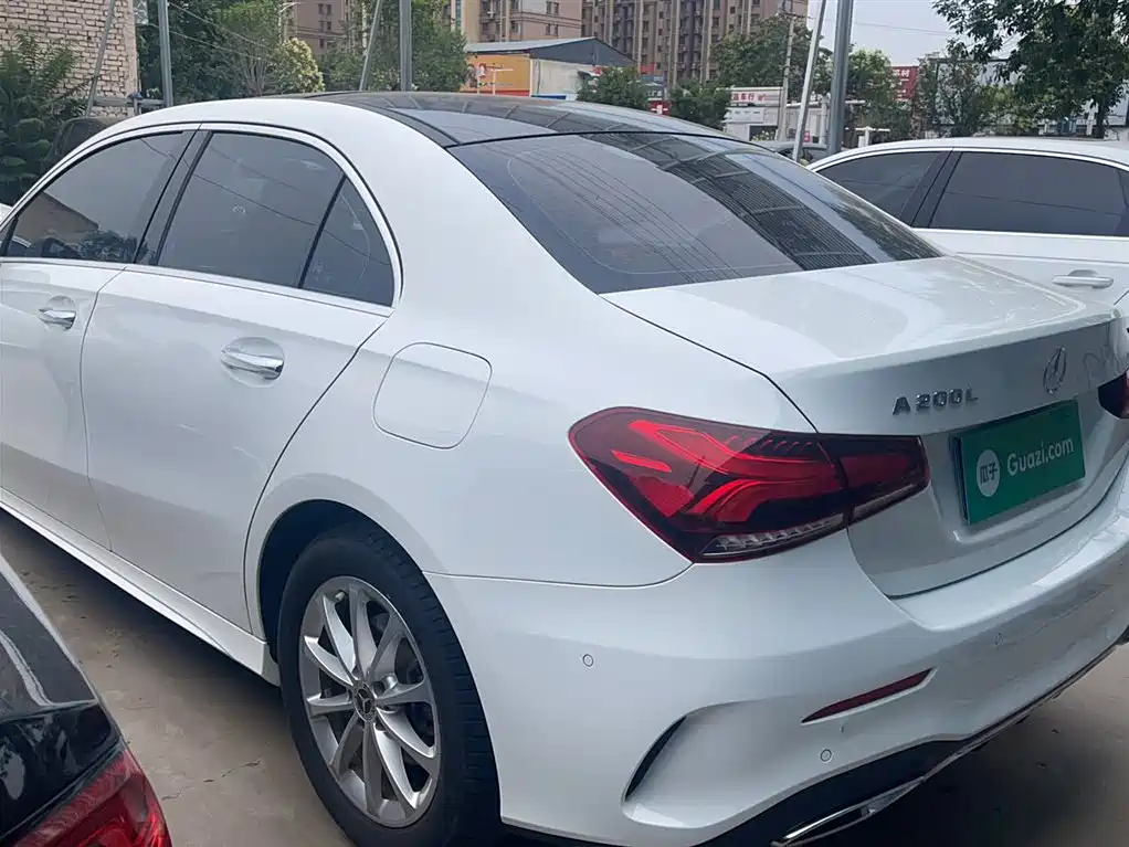 Mercedes-Benz A-Class 2023 — фото 11