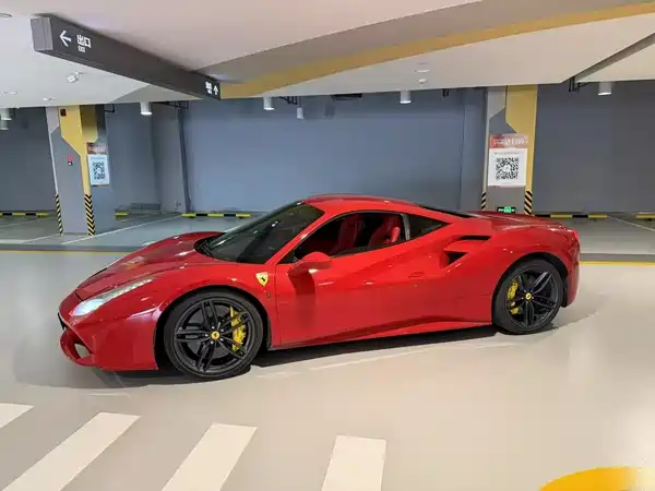 Ferrari 488 2015