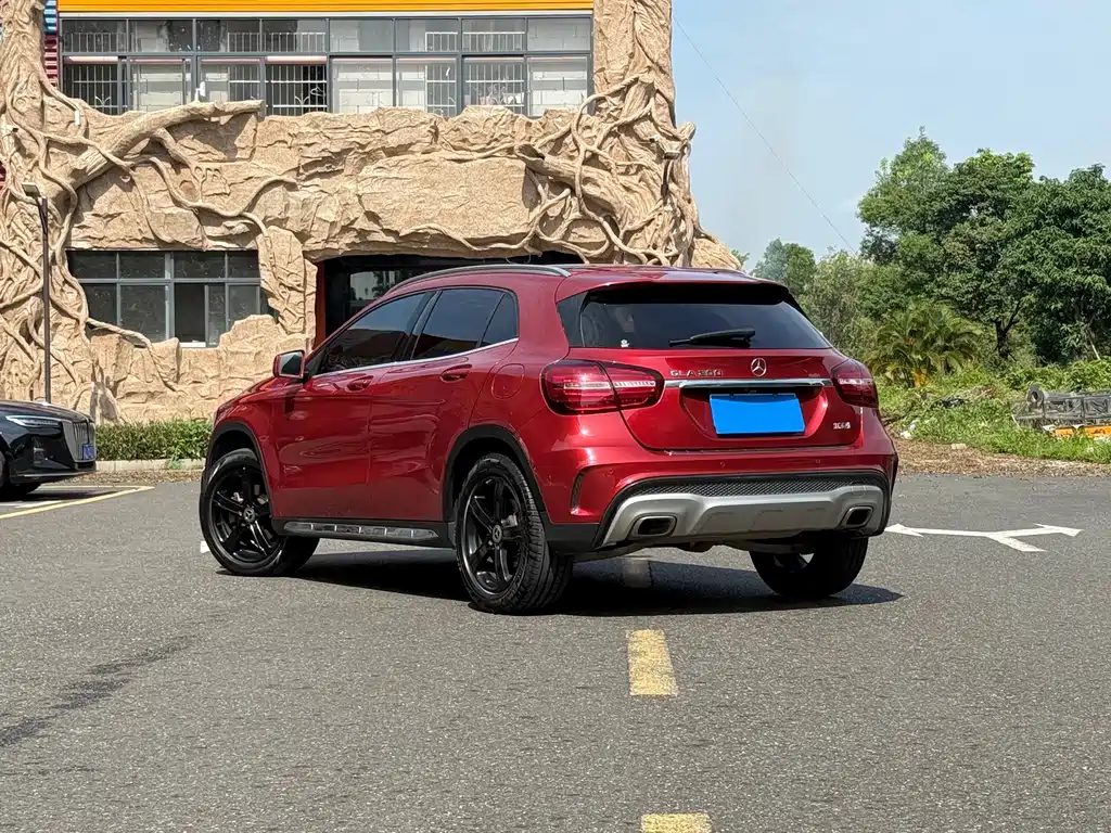 Mercedes-Benz GLA 2019