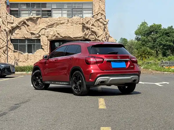 Mercedes-Benz GLA 2019