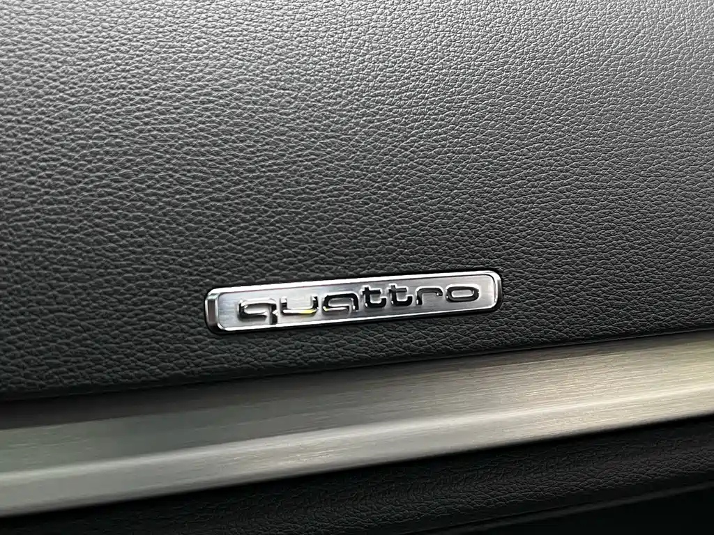 Audi S3 2018 — фото 37