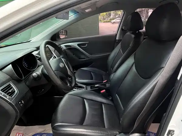 Hyundai Elantra Langdong 2016