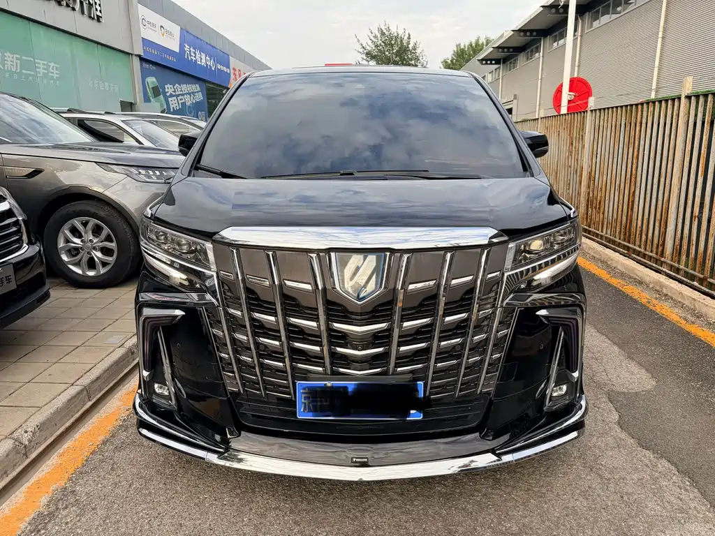Toyota Alphard 2021 — фото 2
