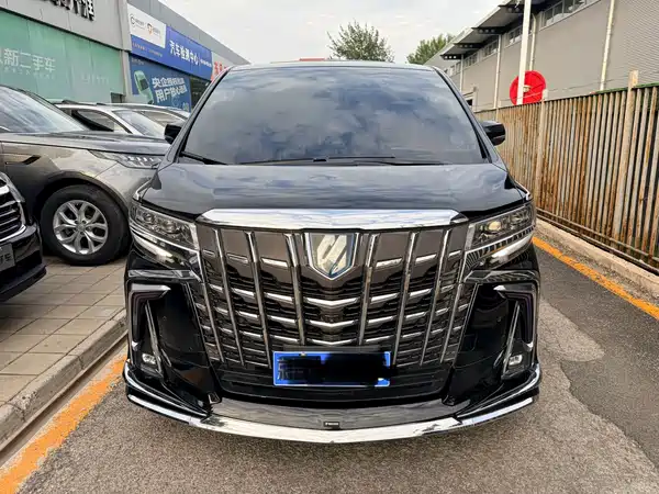 Toyota Alphard 2021