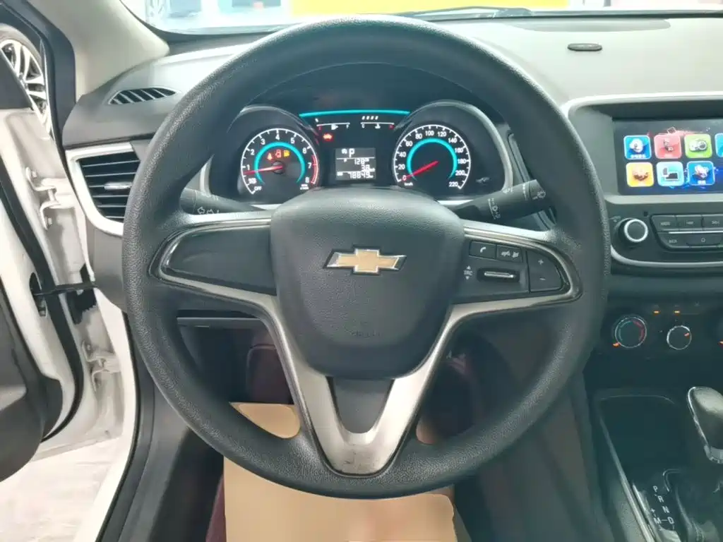 Chevrolet Cavalier 2017 — фото 11