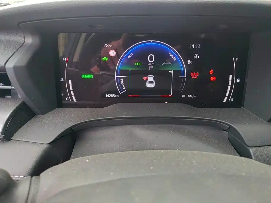 Toyota Camry 2025 — фото 14