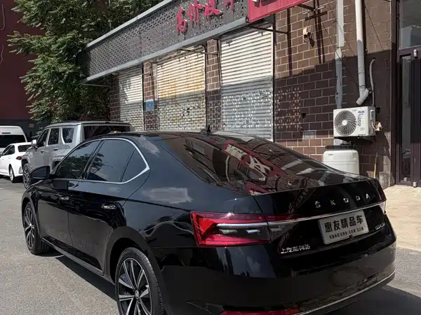 Skoda Superb 2023