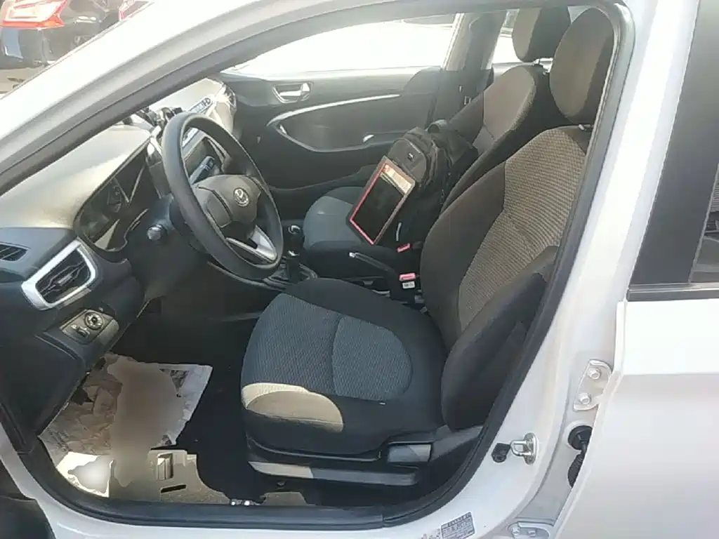 Hyundai Verna 2021 — фото 15