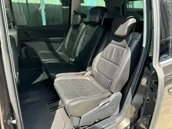 Volkswagen Sharan 2013