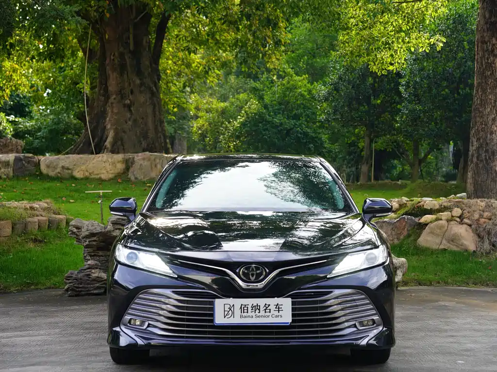 Toyota Camry 2020 — фото 3
