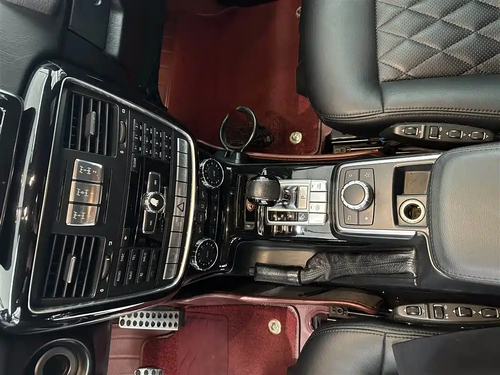 Mercedes-Benz G-Class 2016 — фото 17