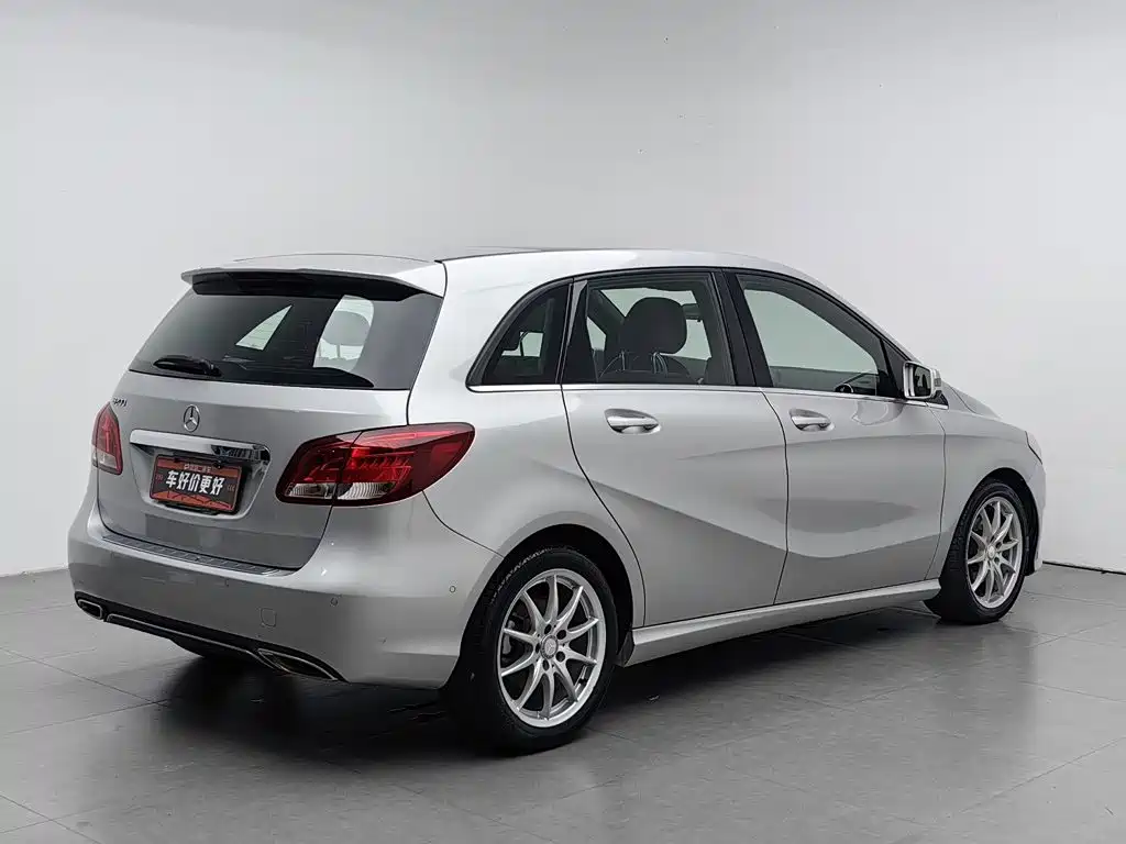 Mercedes-Benz B-Class 2015 — фото 2