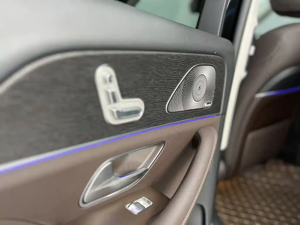 Mercedes-Benz GLE 2023 — фото 15