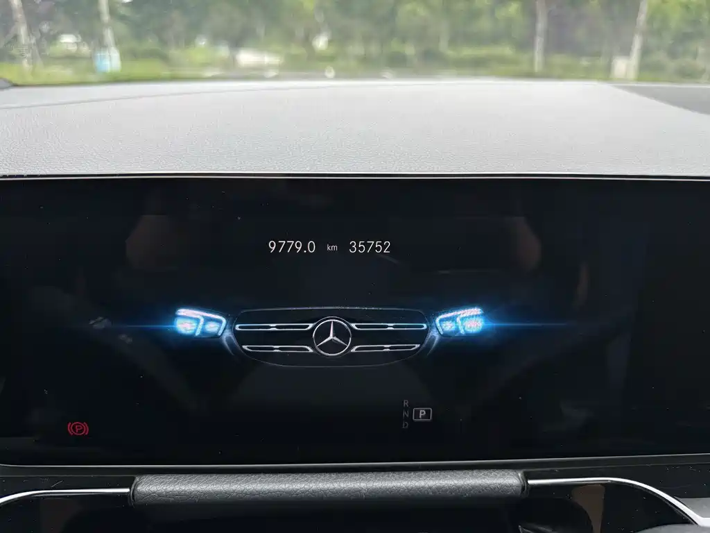 Mercedes-Benz GLA 2021