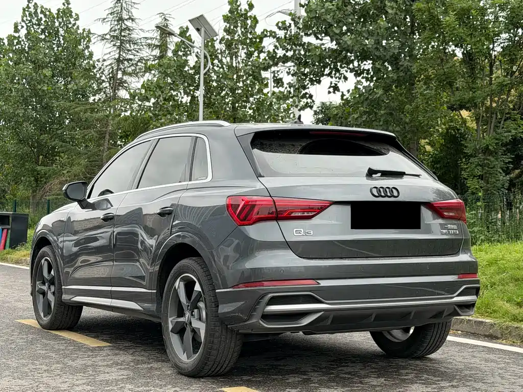 Audi Q3 2021