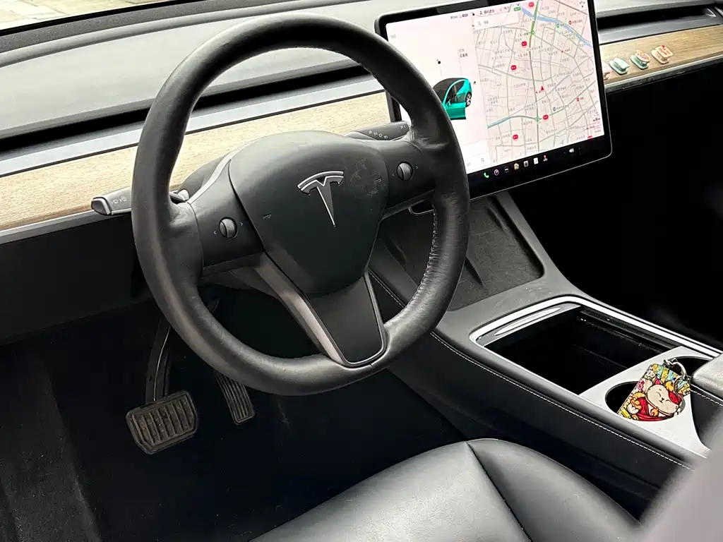 Tesla Model Y 2021 — фото 4