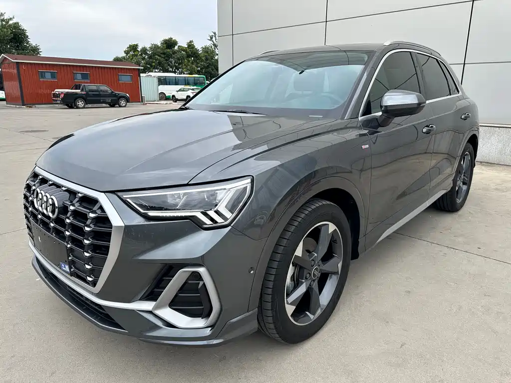 Audi Q3 2022