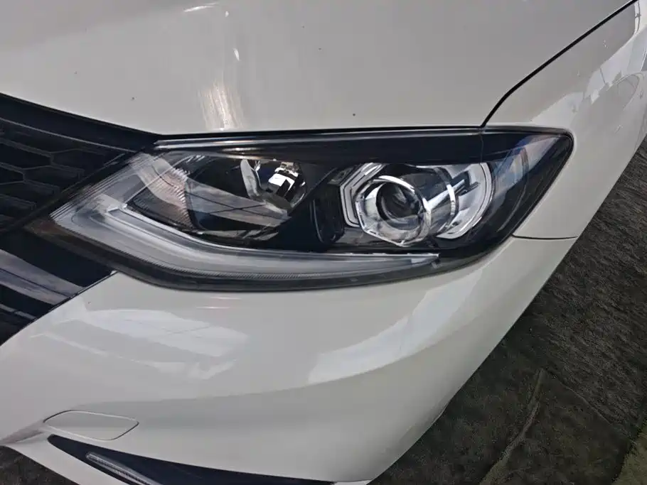 Nissan Tiida 2022