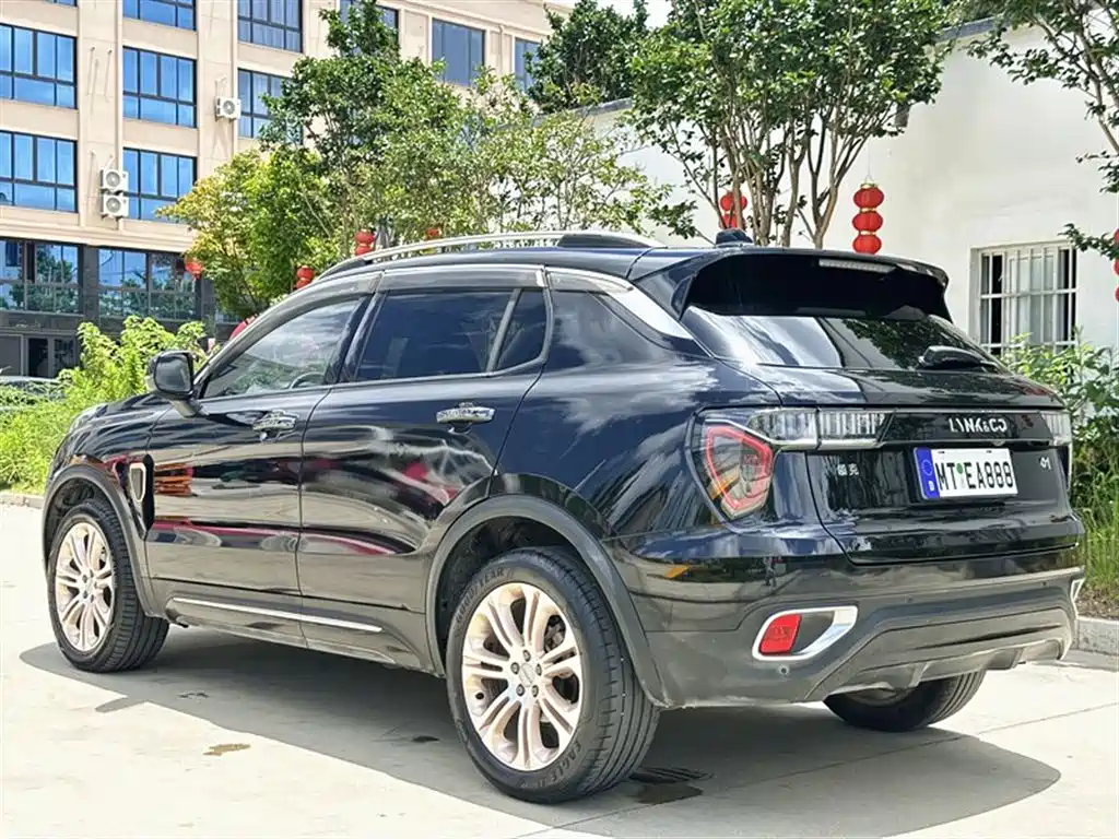 Lynk & Co 01 2018