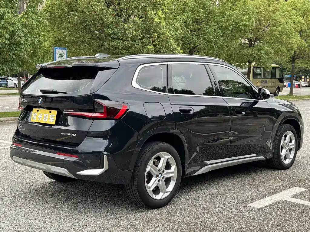BMW X1 2023 — фото 3