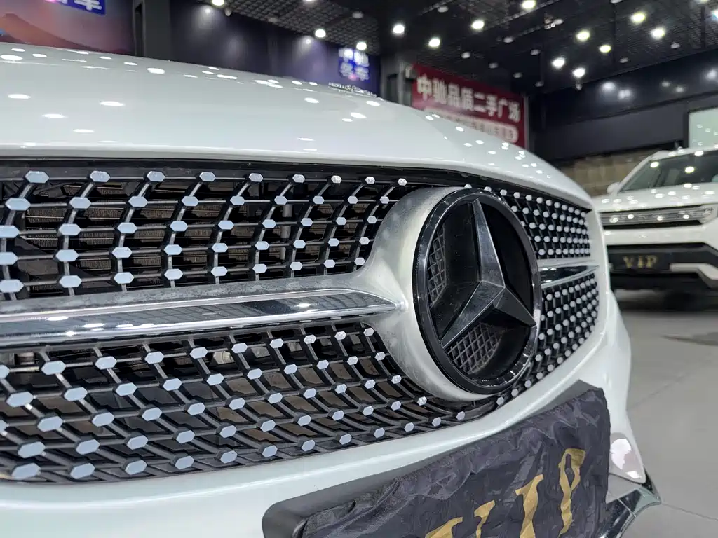 Mercedes-Benz C-Class 2017 — фото 16