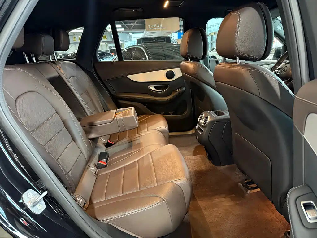 Mercedes-Benz GLC 2023 — фото 10
