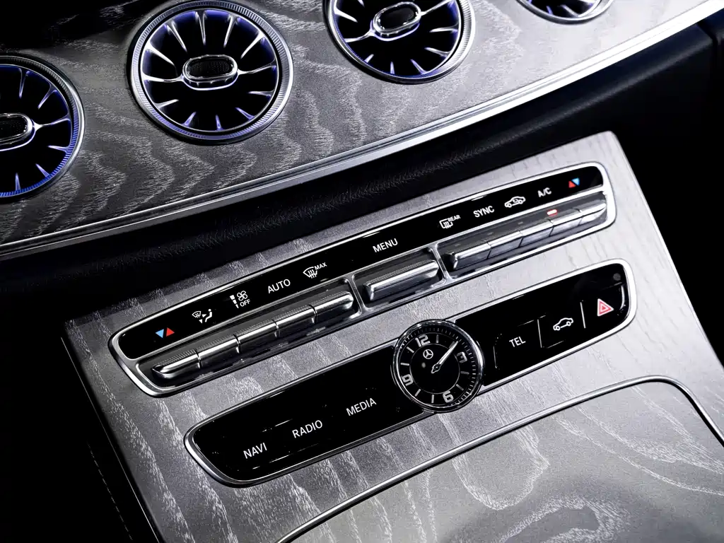 Mercedes-Benz CLS 2020 — фото 13