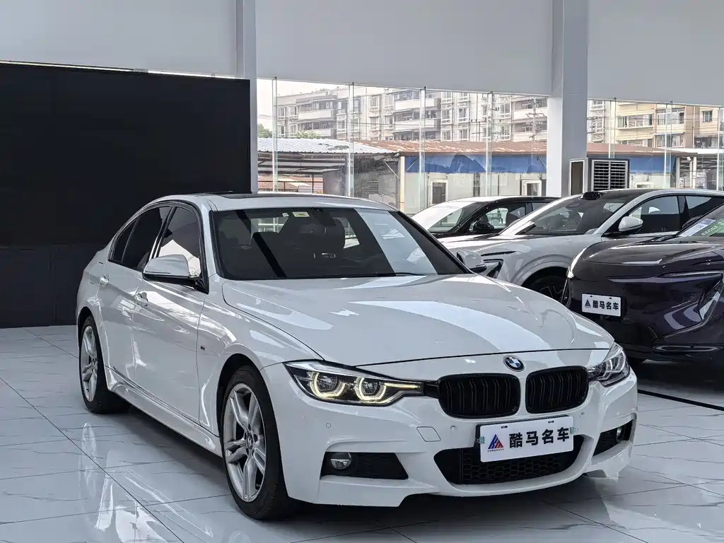 BMW 3 Series 2018 — фото 3