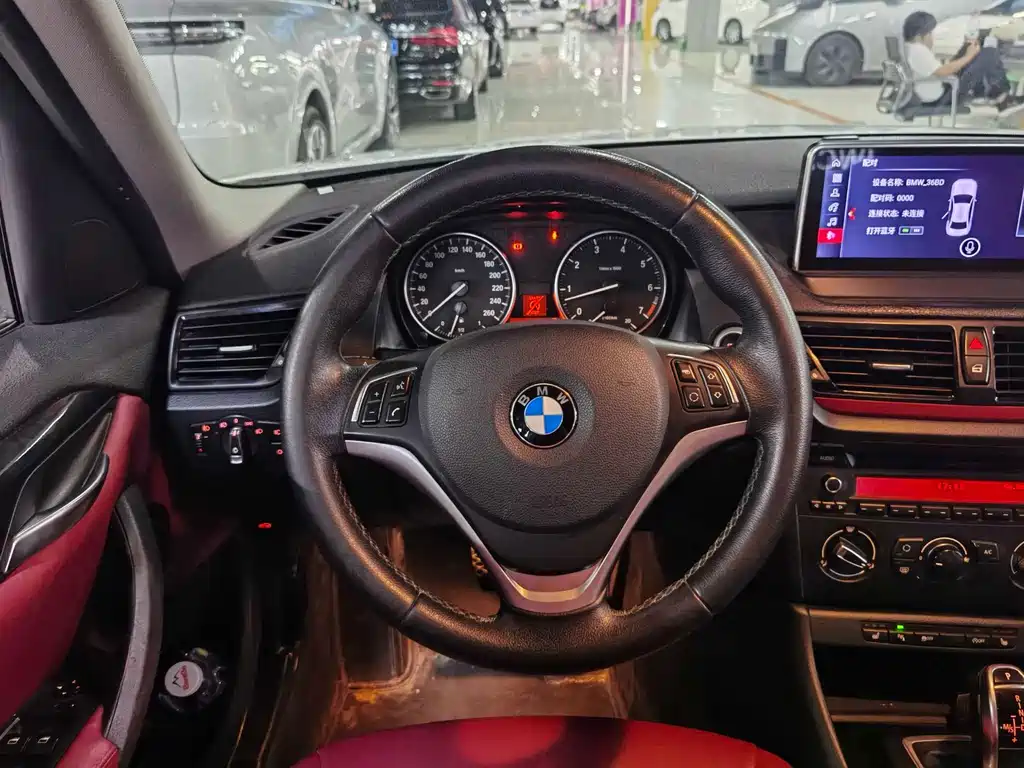 BMW X1 2016 — фото 9