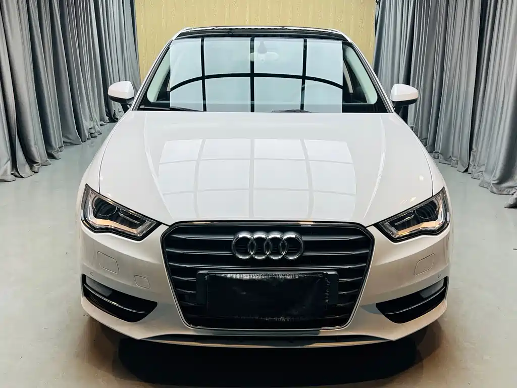 Audi A3 2015 — фото 2