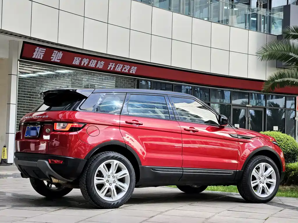 Land Rover Evoque 2017 — фото 9