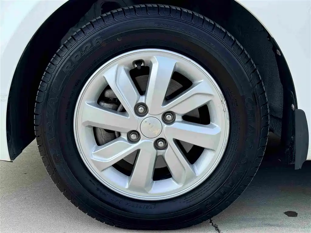 Kia K2 2015 — фото 19