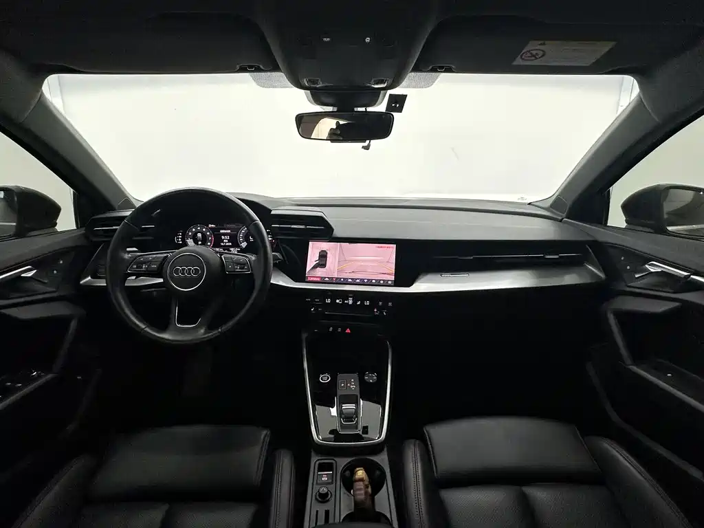 Audi A3 2022 — фото 10