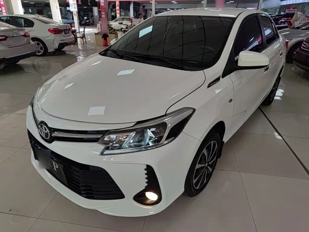 Toyota Vios 2023 — фото 1
