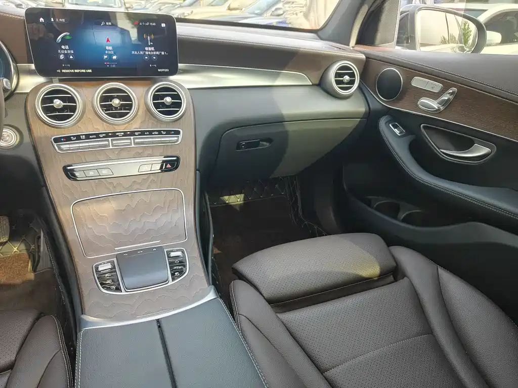 Mercedes-Benz GLC 2022 — фото 14