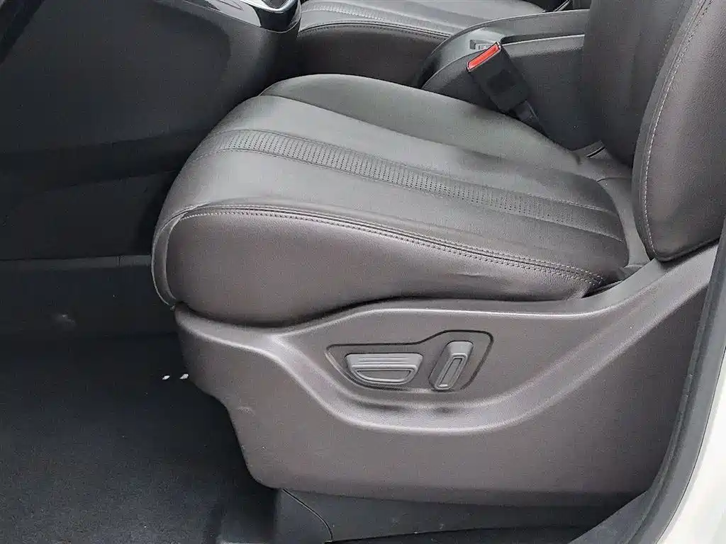 GAC Motor Trumpchi M6 2020 — фото 20
